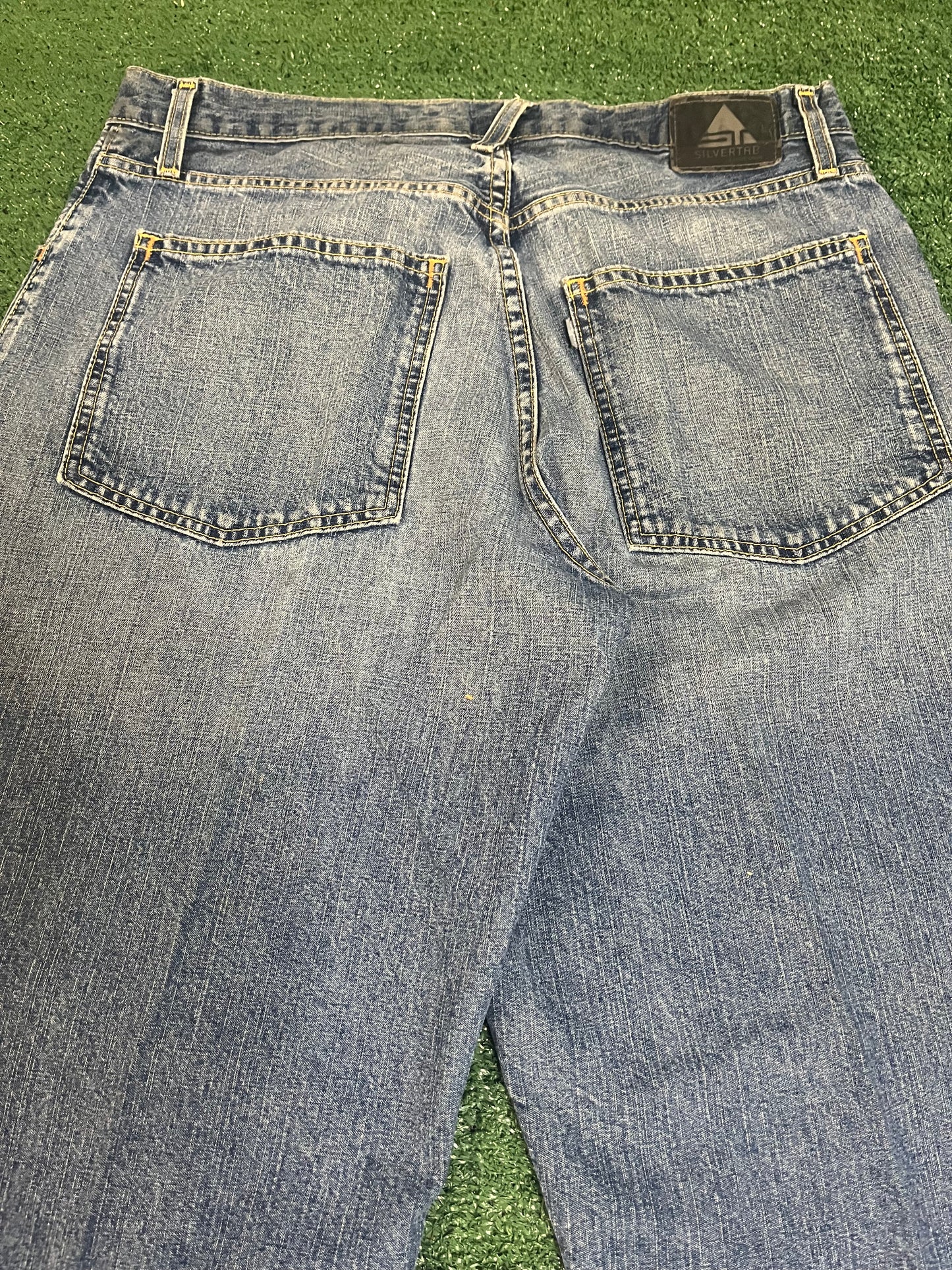 Vintage Levi Silver tab jeans