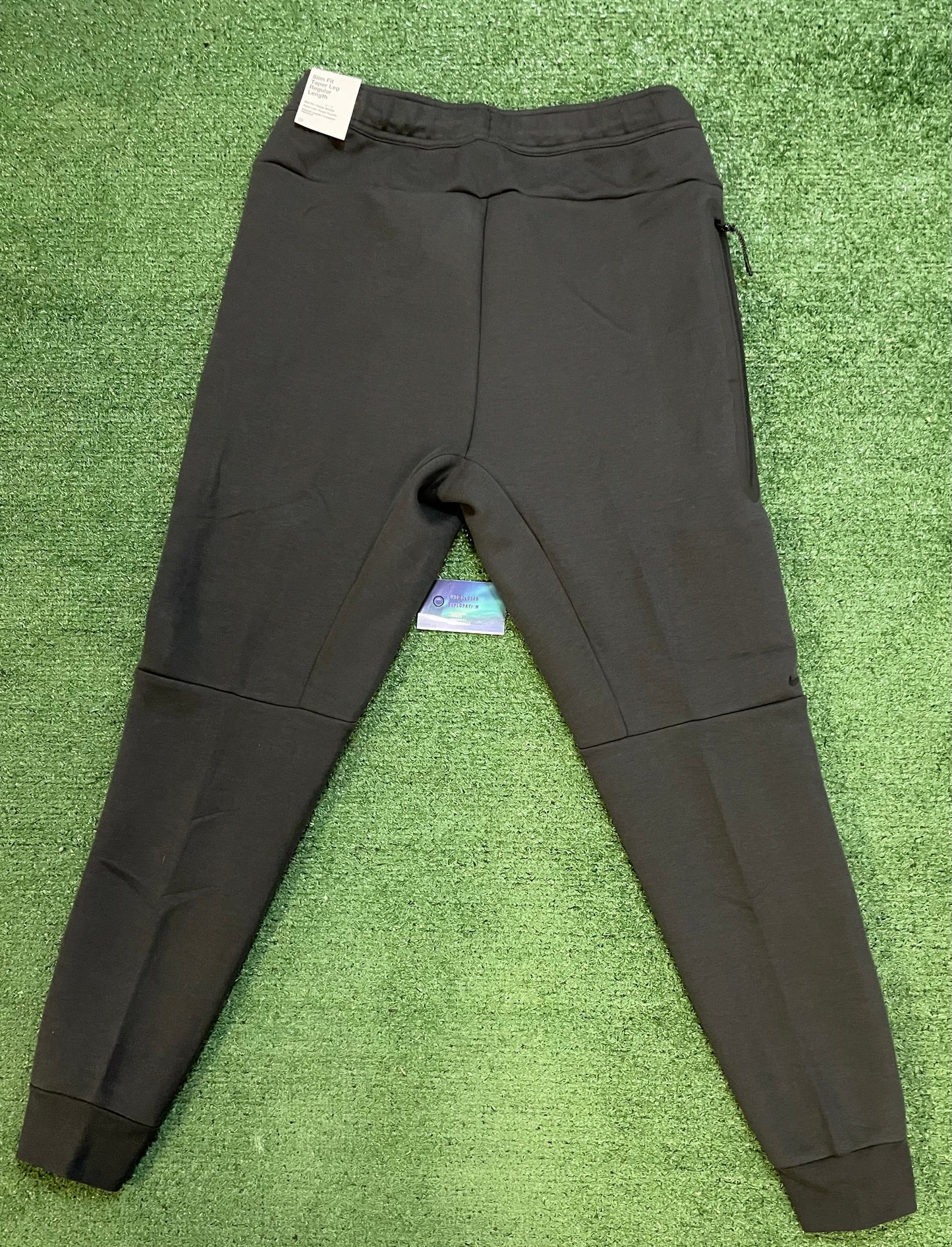 Nike tech fleece sweatsuit anthracite grey and black