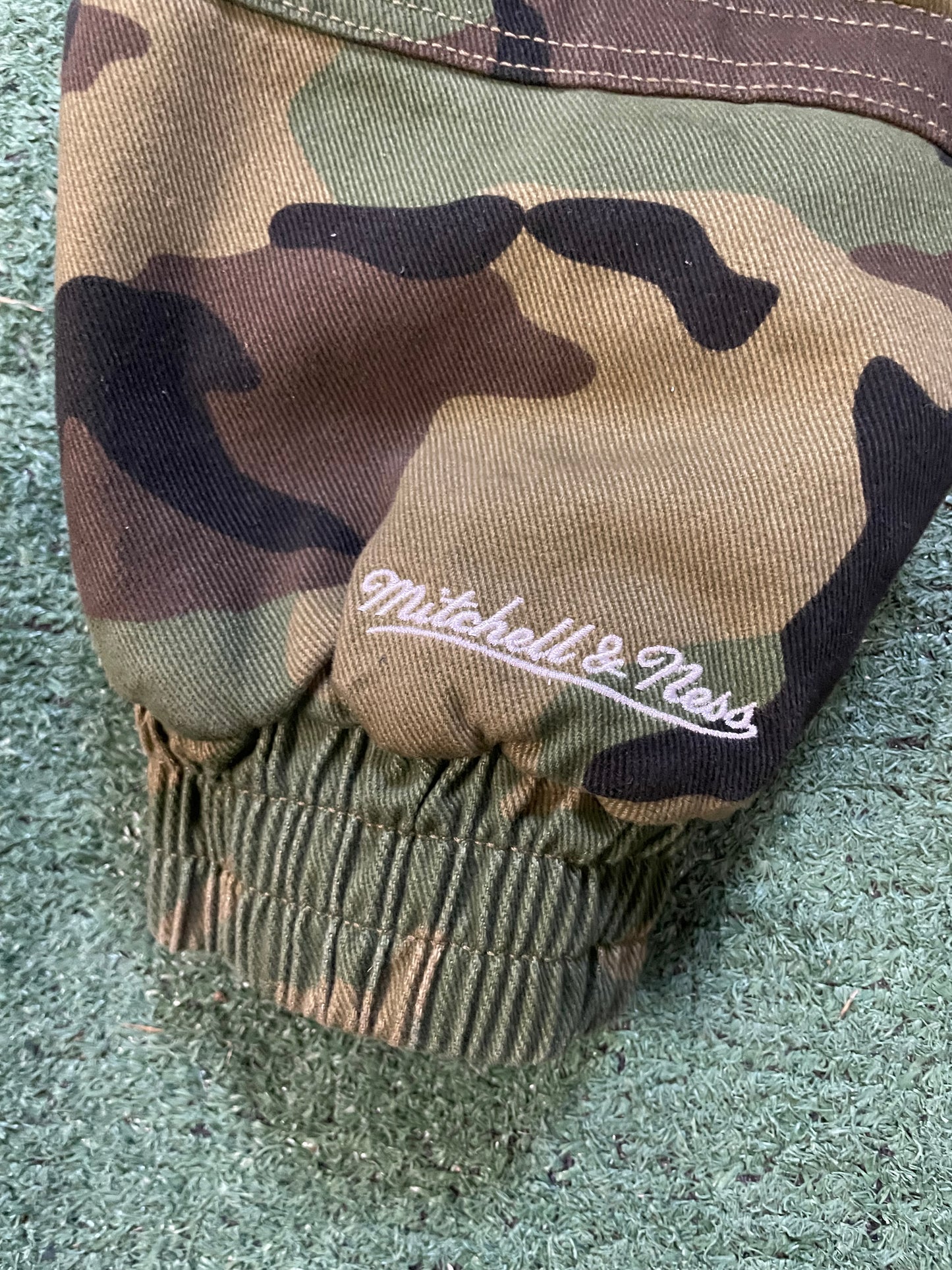 Supreme X Mitchell & ness twill stadium camo jacket