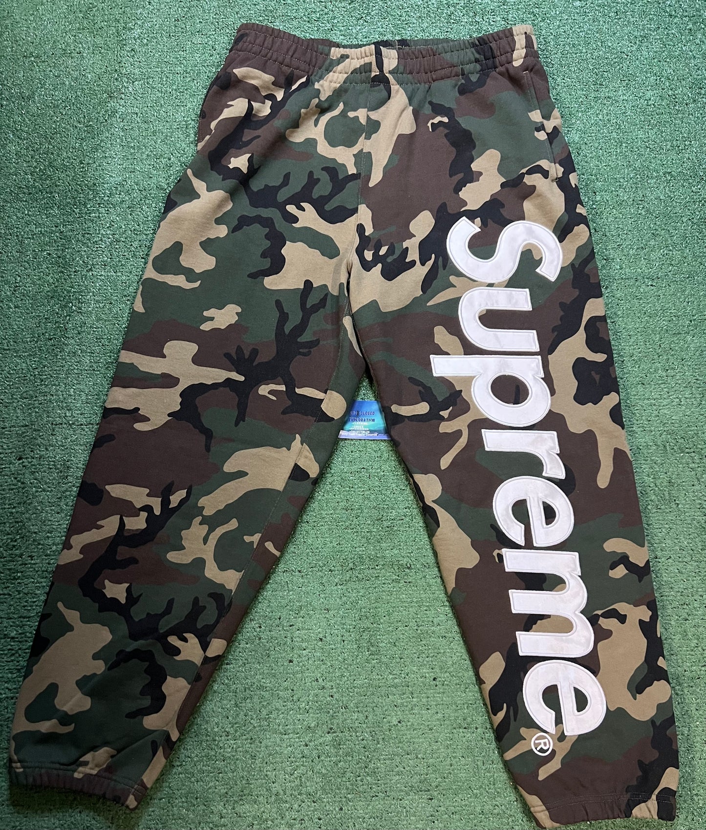 Supreme satin applique woodland camo sweatpants
