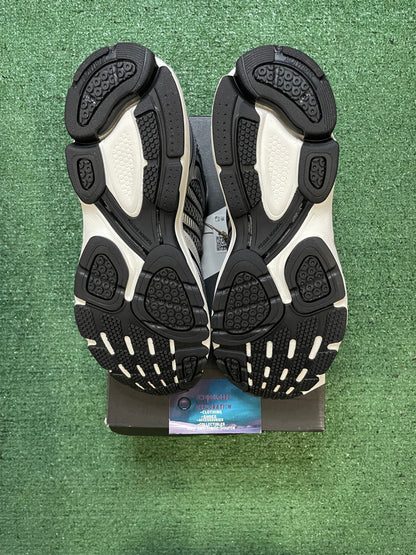 Adidas spiritain 2000 grey
