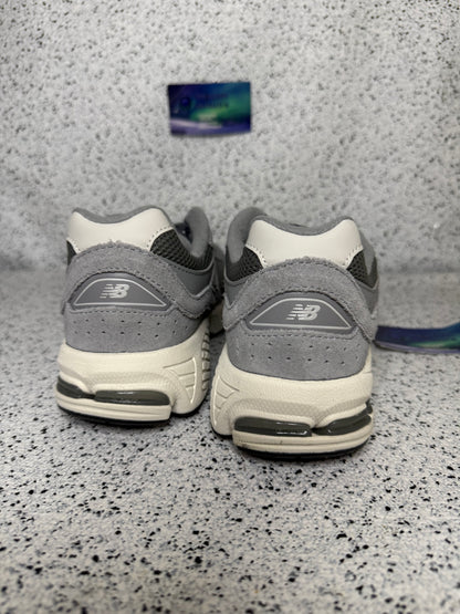 New Balance 2002r Steel