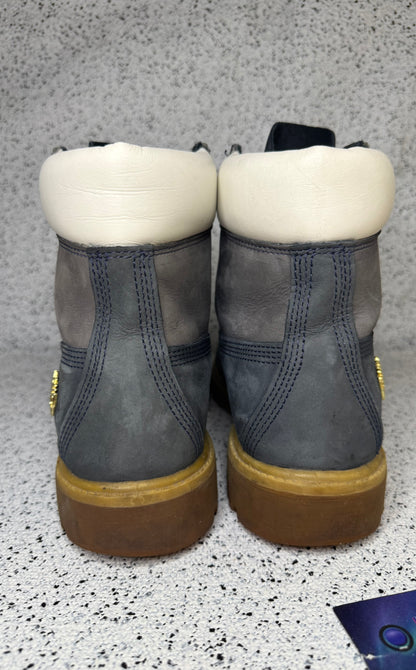 Timberland 6” Boot Blue 10.5 Men/12 Women “Preowned”
