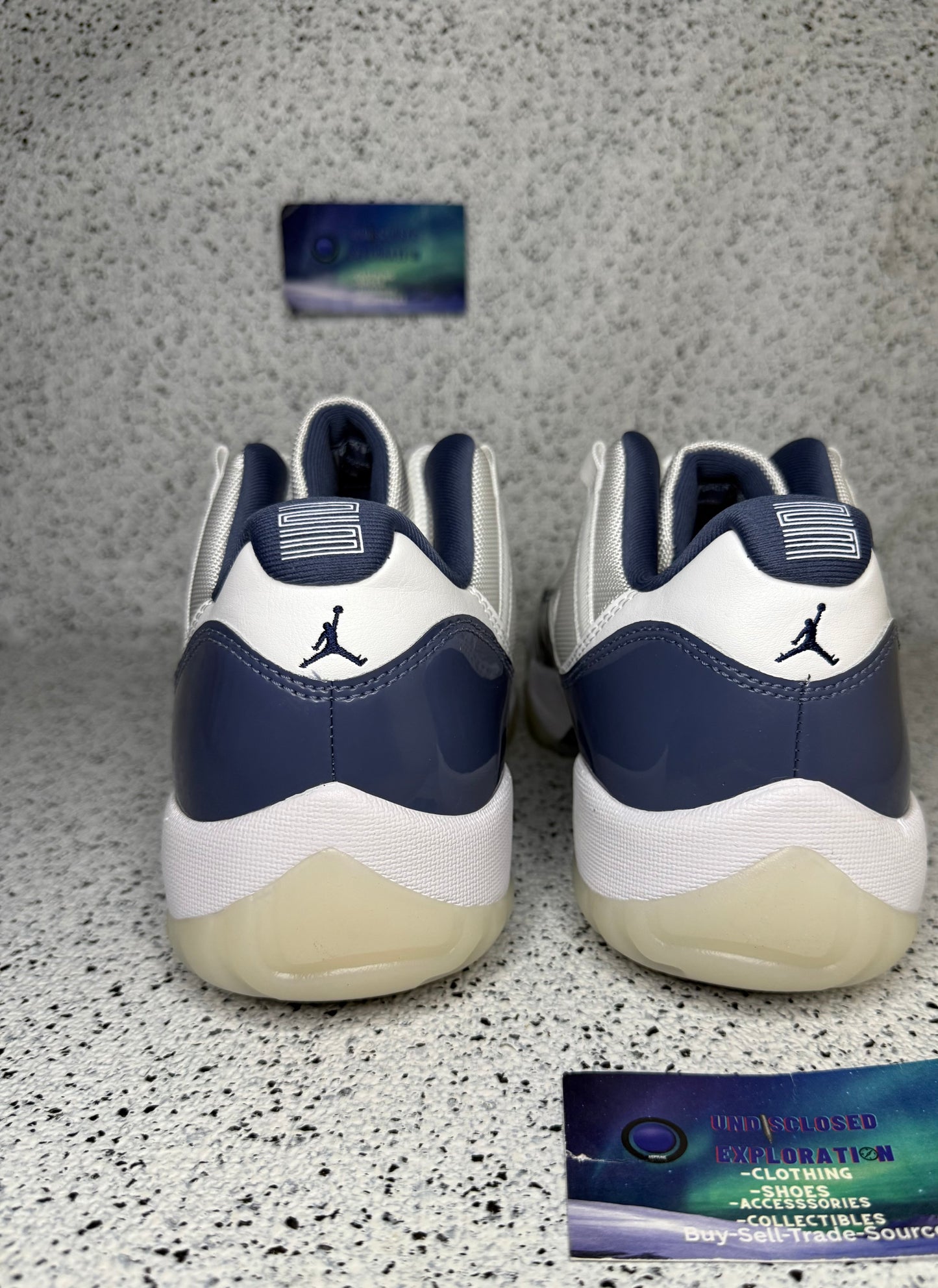 Jordan 11 Low Diffused Blue