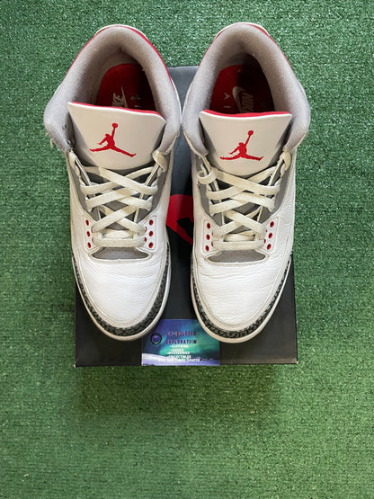 Air Jordan 3 Retro fire red 2022 size 11.5men/13women