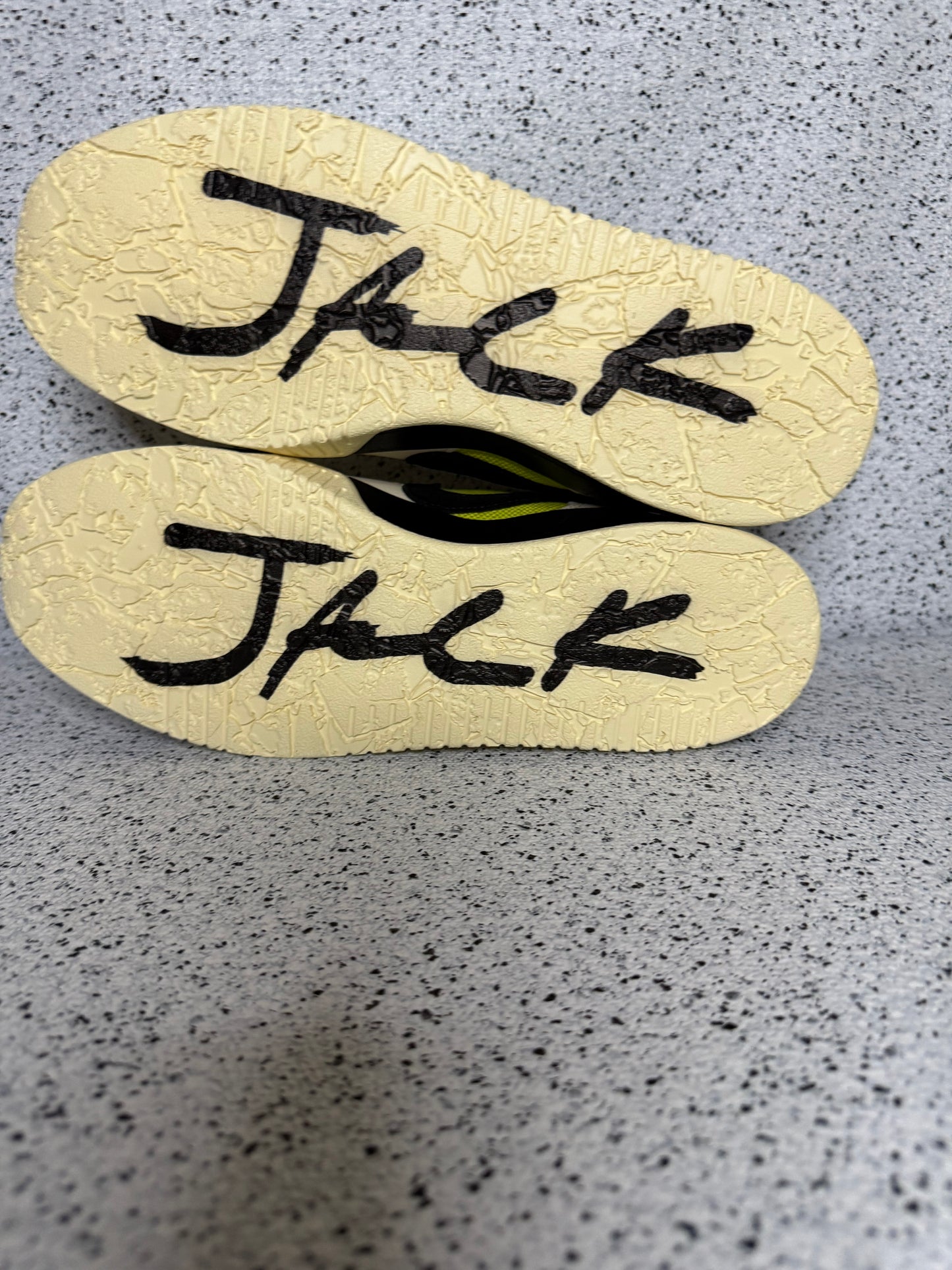 Travis Scott Jordan Jumpman Jack Bright Cactus
