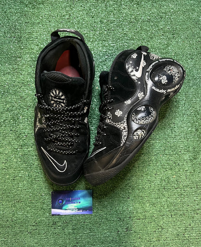 Nike air zoom flight 95 X supreme black paisley size 10.5men/12women