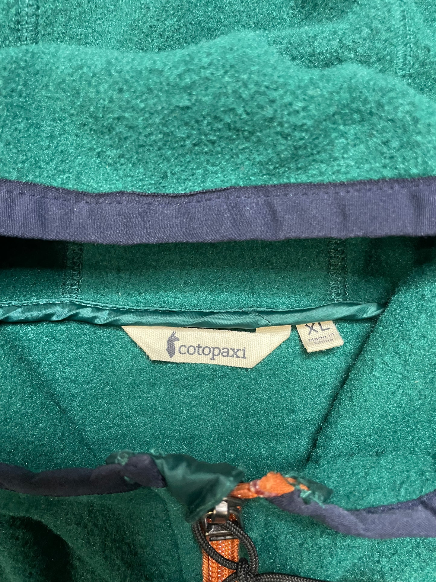 Cotopaxi green teca fleece hoodie
