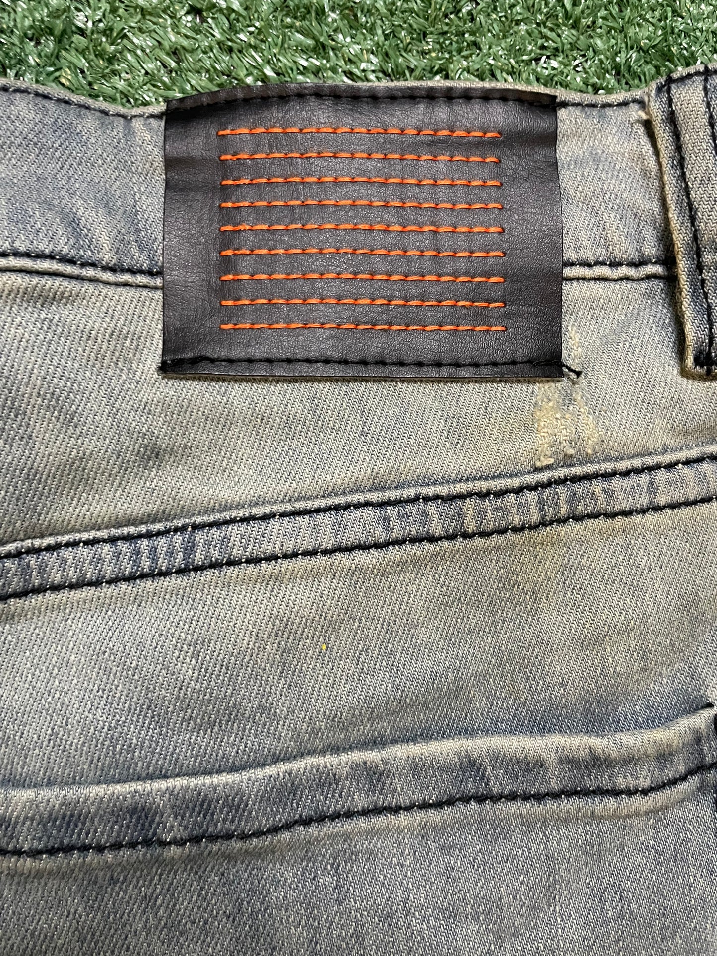 Serenade light wash paint splatter jeans
