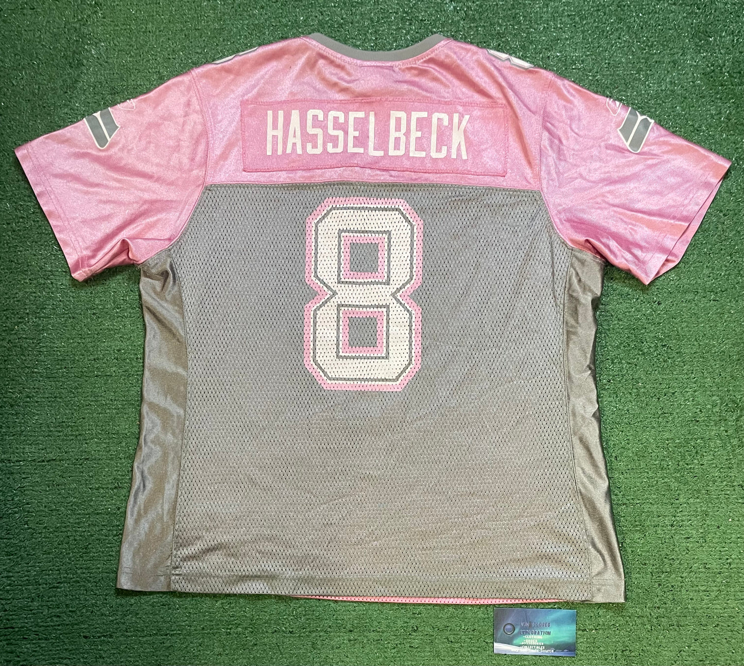 Vintage 2000s Seattle Seahawks pink and grey Matt Hasselbeck #8 Reebok jersey