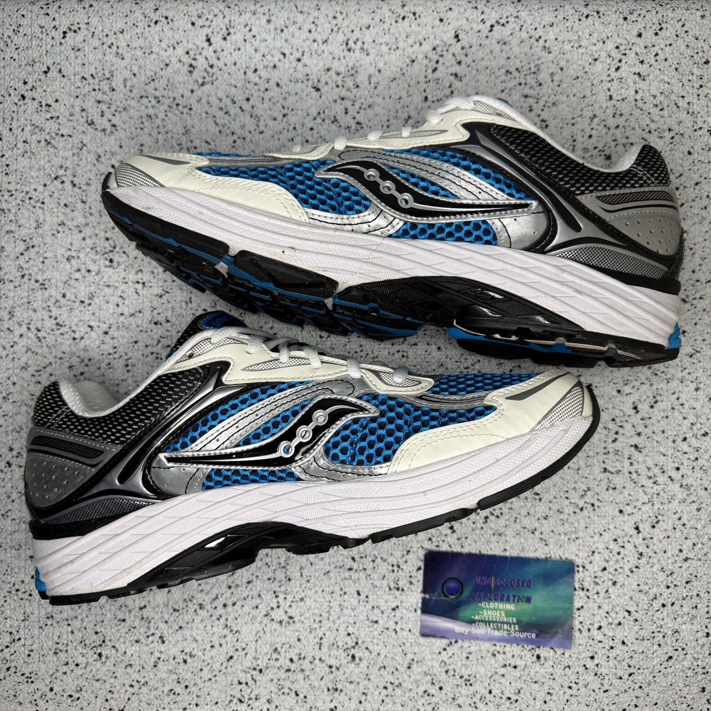 Saucony Progrid Omni 9 Royal Silver 10 Men/11.5 Women “Preowned”