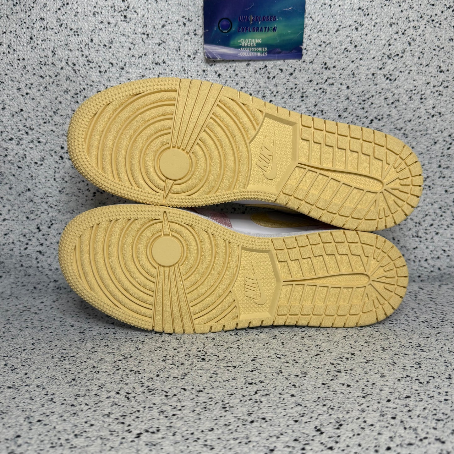 Jordan 1 Low Paint Drip