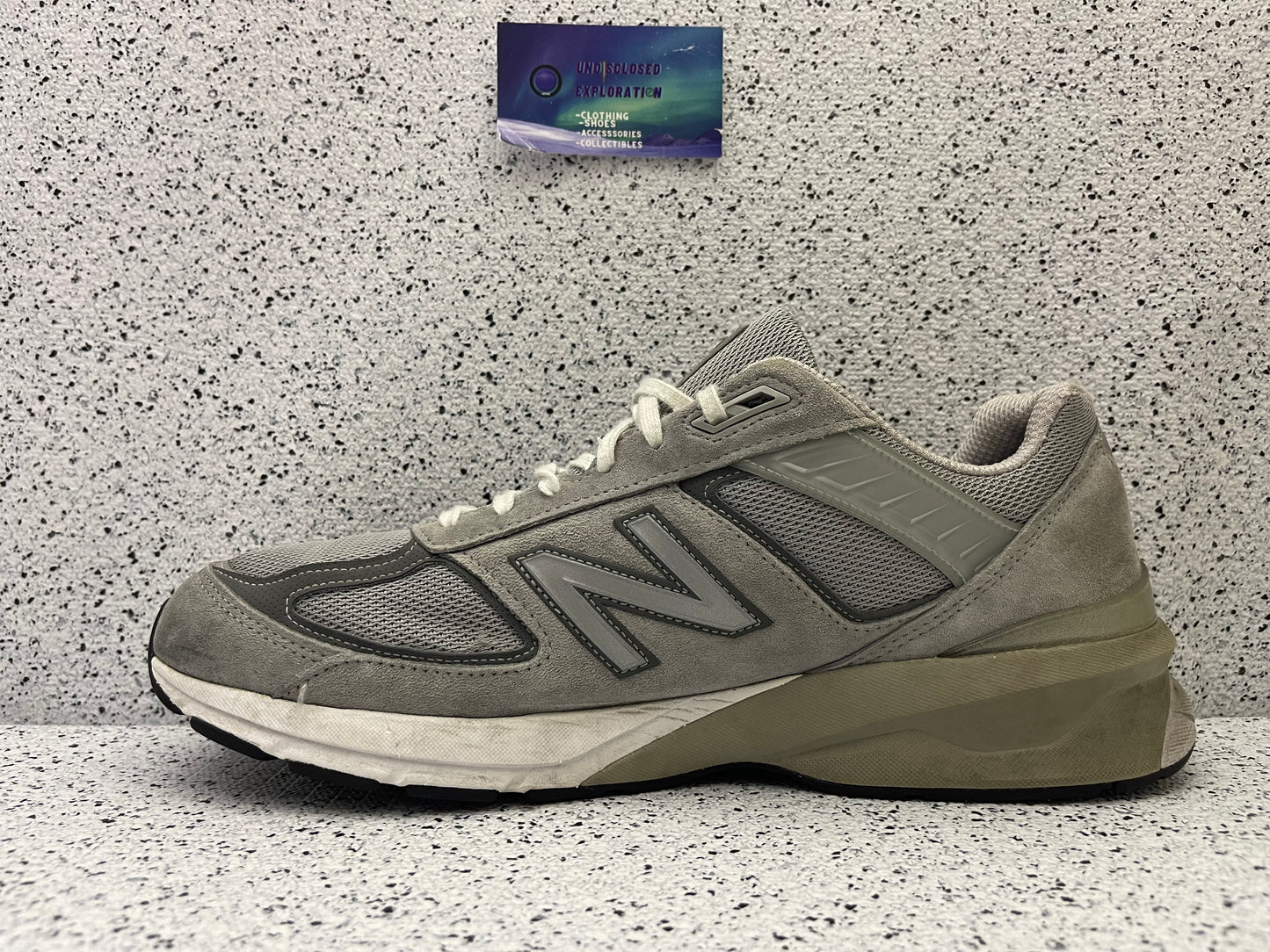 New Balance 990v5 Castlerock 13 Men/14.5 Women “Preowned”