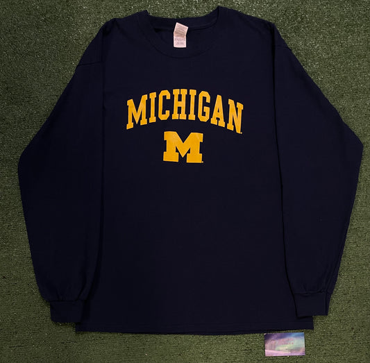Vintage 2000s university of Michigan wolverines longsleeve