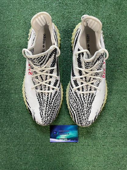 Yeezy boost 350 V2 zebra size 13men/14.5women