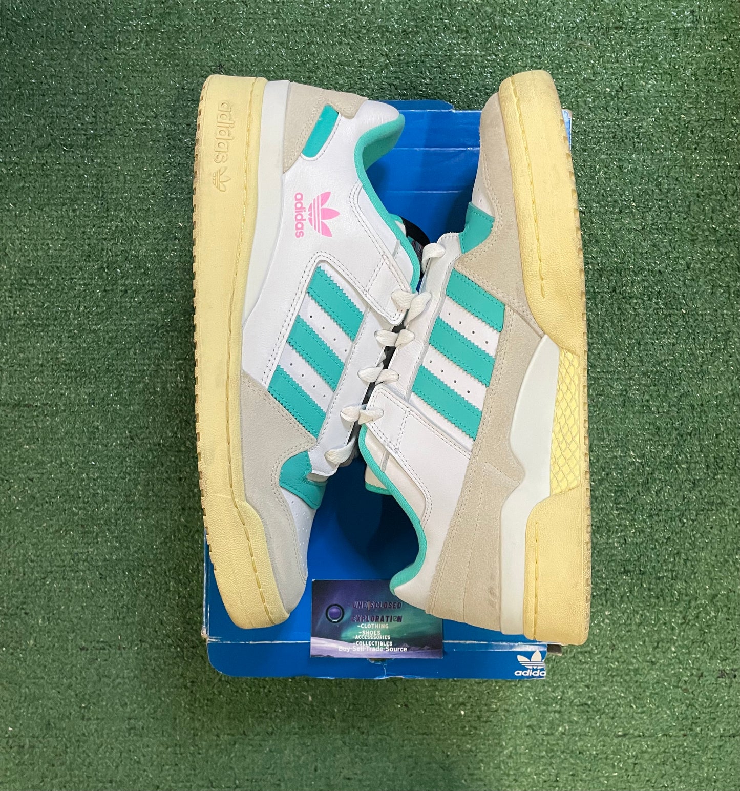 Adidas forum white mint rush size 14men/15.5women