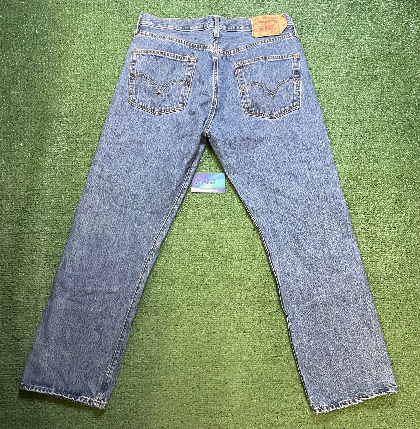 Vintage Levi 501 light wash jeans