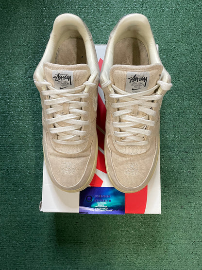 Nike Air Force 1 Low Stussy fossil size 10men/11.5women