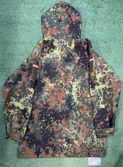 Vintage 90s German Bundeswehr Army GoreTex Flecktarn Rain Jacket