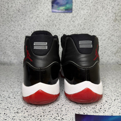 Jordan 11 Bred 9 Men “Preowned”