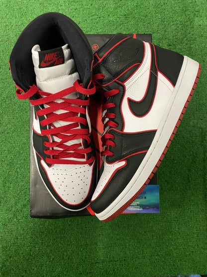 Jordan 1 High Bloodline size 12men/13.5women