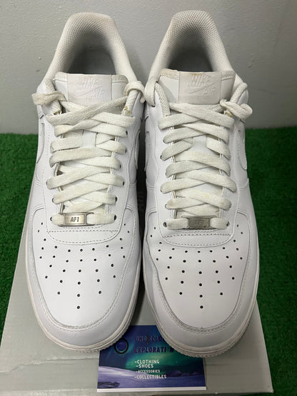 Nike Air Force 1 low ‘07 triple white size 11.5men/13women