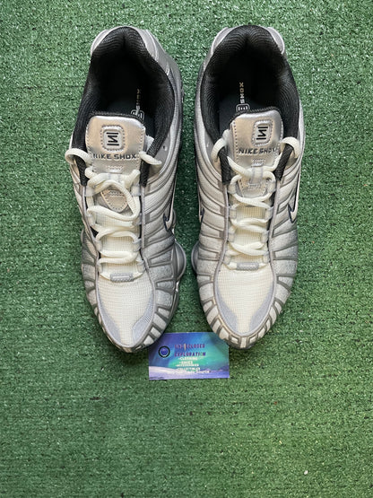 Nike Shox TL metallic silver