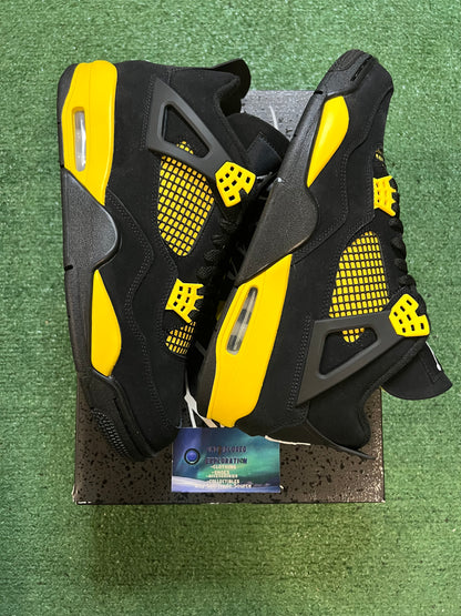 Jordan 4 thunder