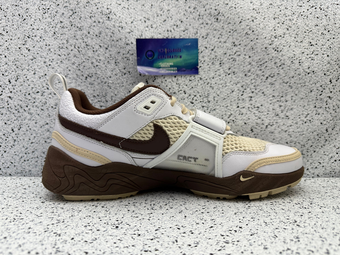 Nike Zoom Field Jaxx Travis Scott Light Chocolate 10.5 Men/12 Women “Preowned”