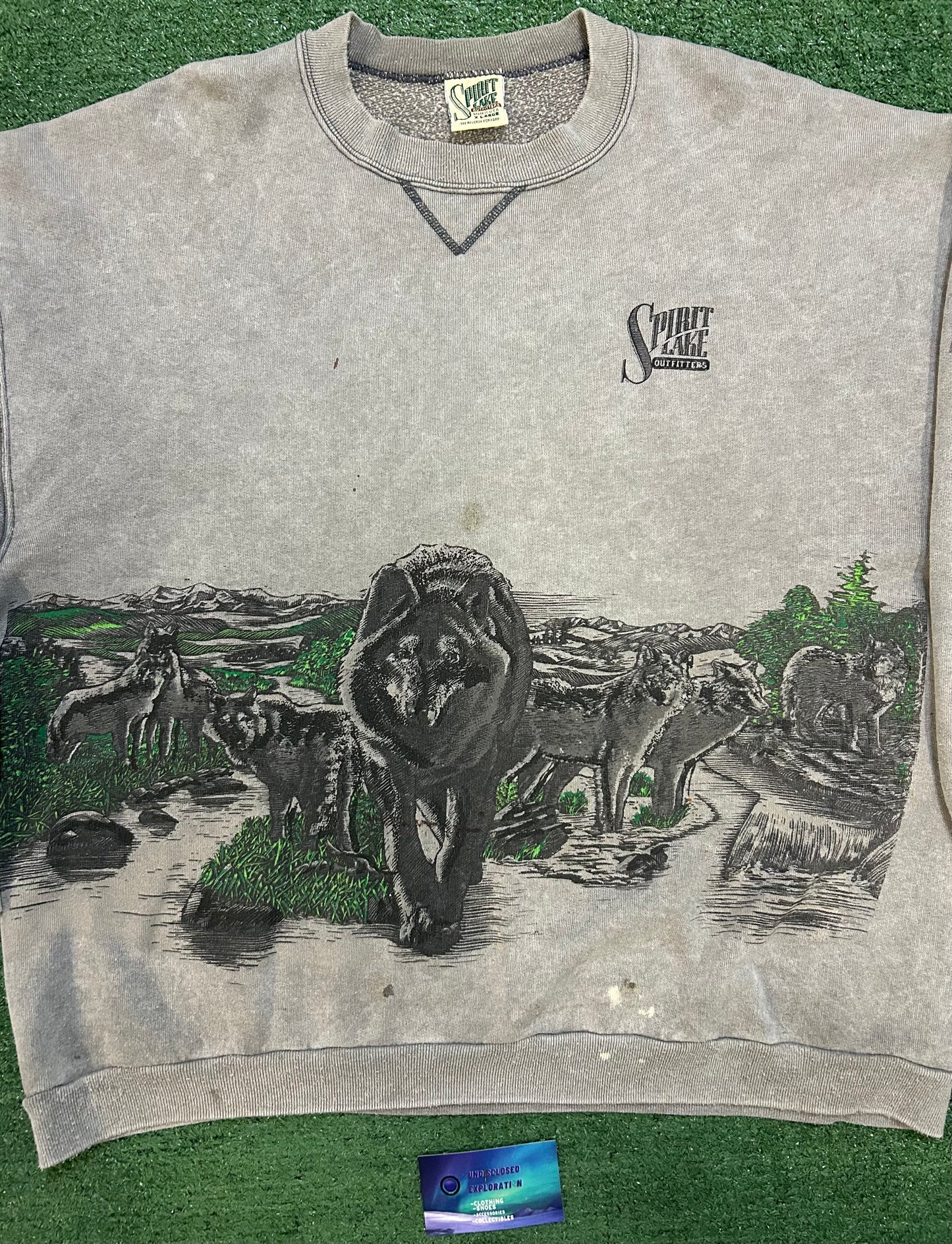 Vintage 1990s wolf pack crewneck