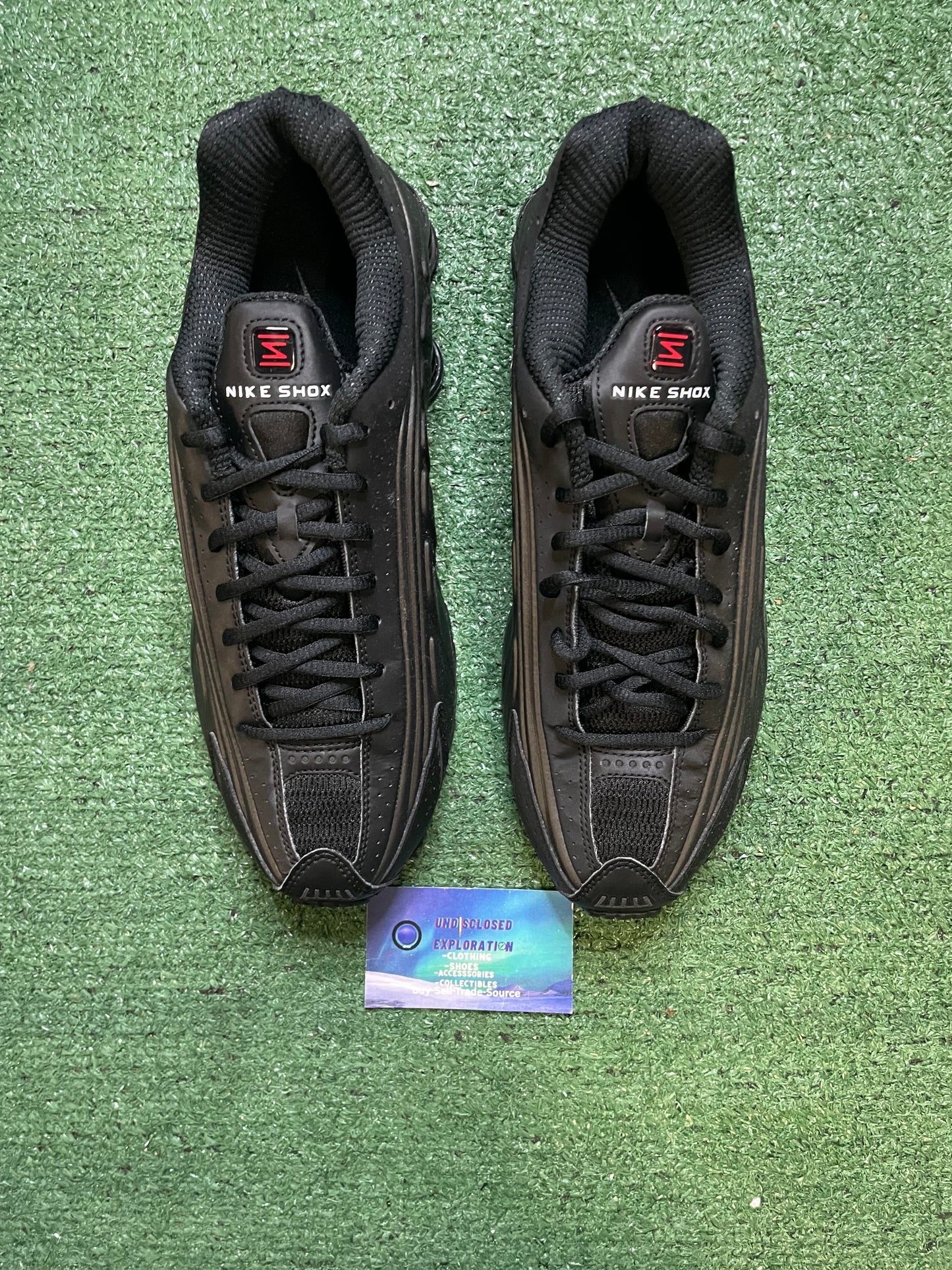 Nike Shox R4 triple black
