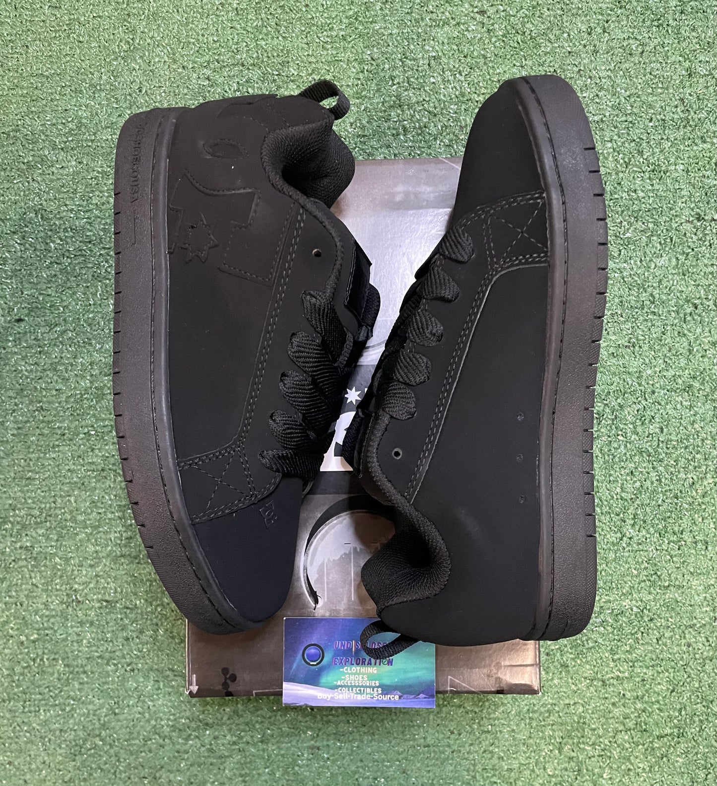 DC COURT GRAFFIK black