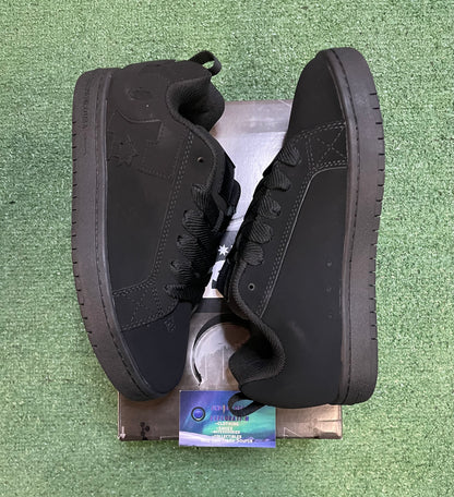 DC COURT GRAFFIK black