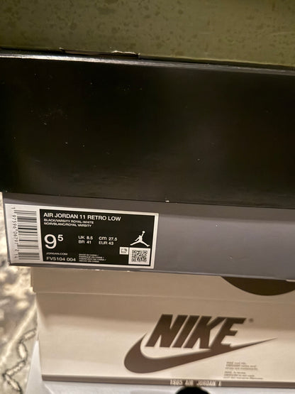 Jordan 11 Low Space Jam