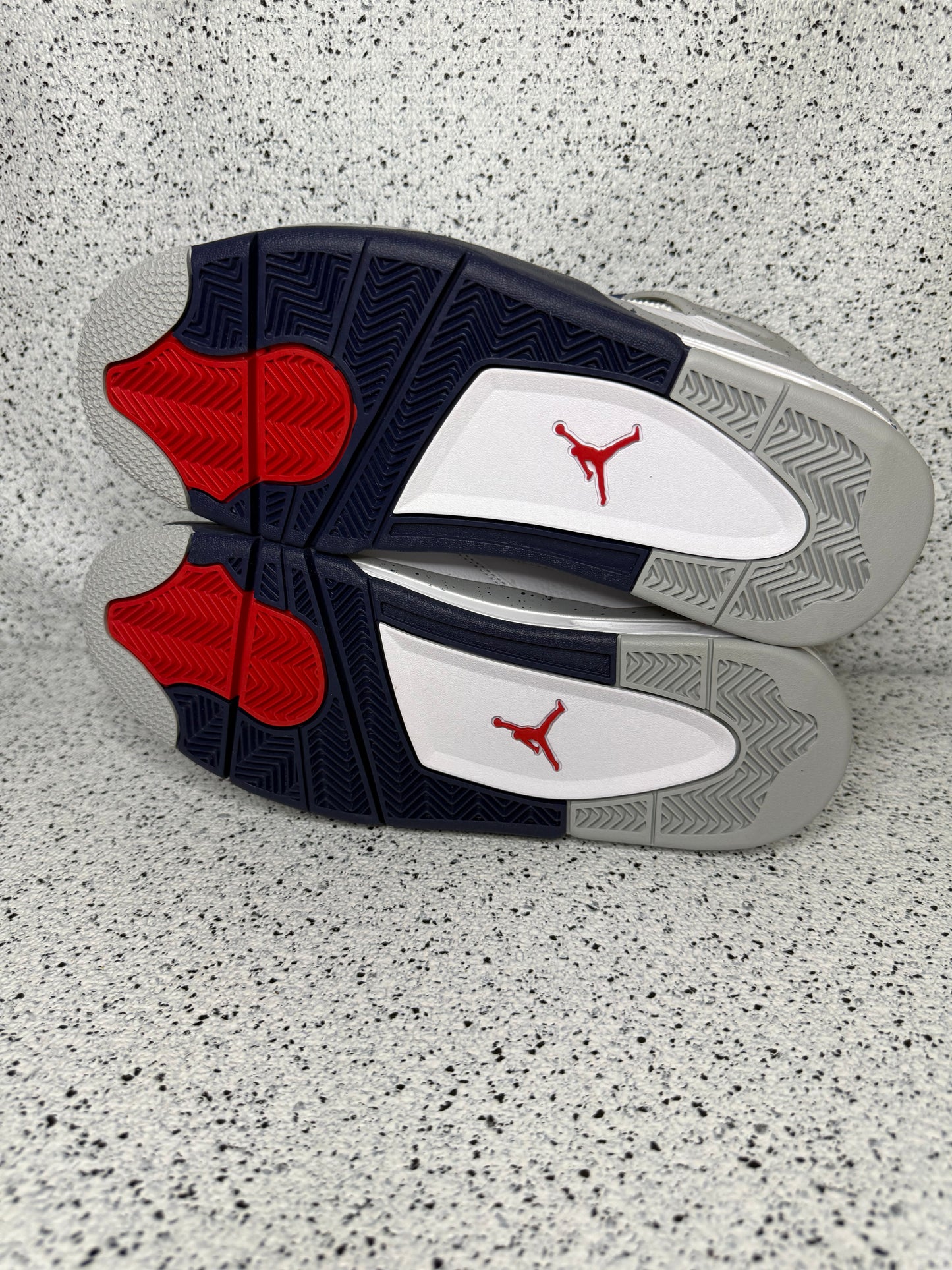 Jordan 4 Midnight Navy