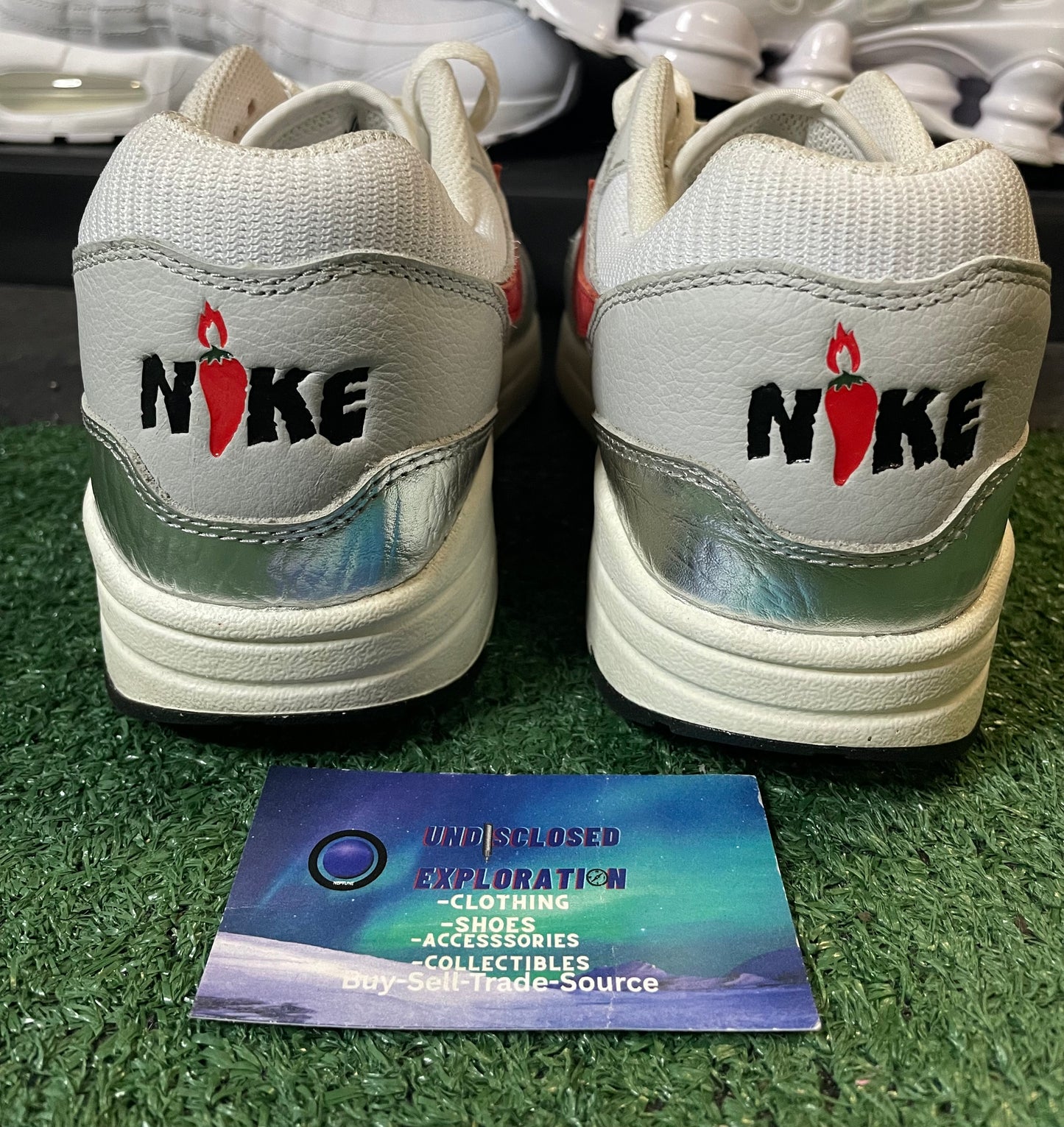 Nike Air Max 1 premium hot sauce size 10men/11.5women