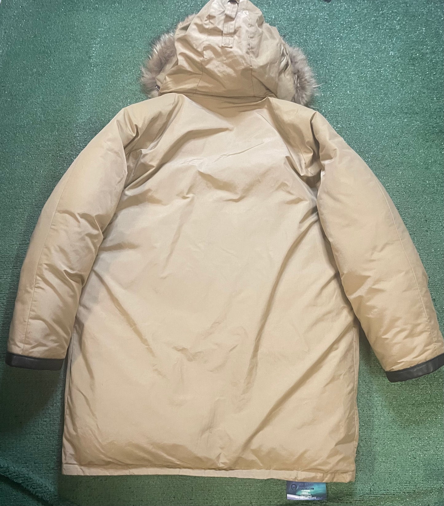 Vintage 1970s Golden Fleece beige goose down parka jacket