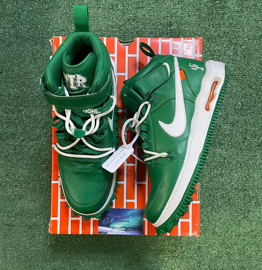 Off white X Nike Air Force 1 Mid pine green size 11men/12.5women