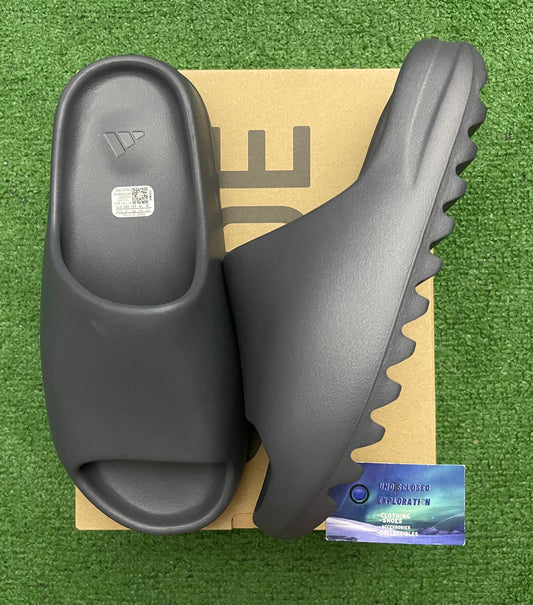 Yeezy Slide Slate Grey