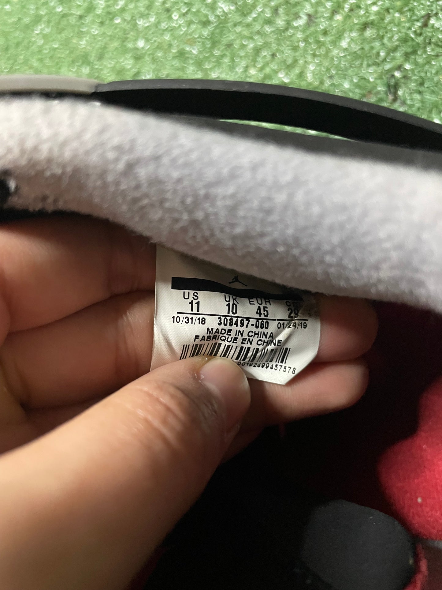 Air Jordan 4 bred 2019 size 10.5men/12women