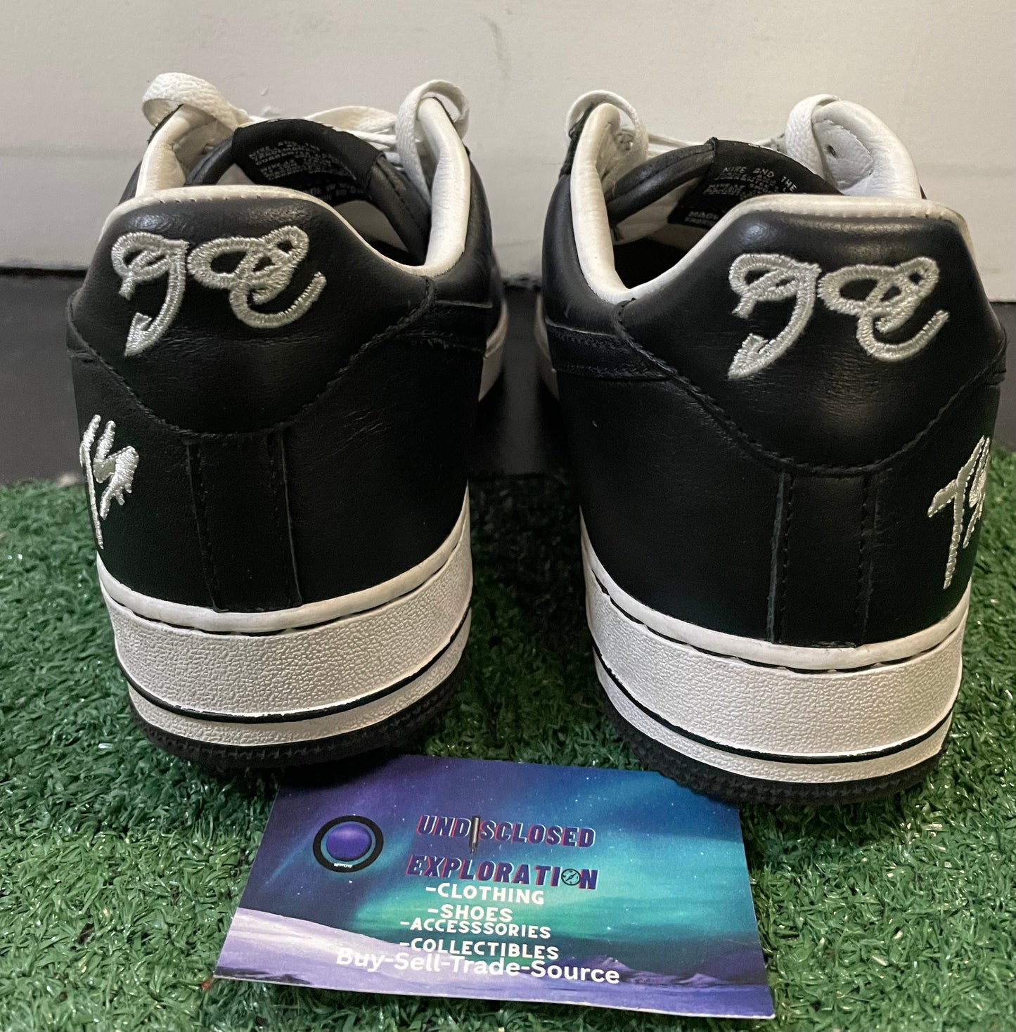 Nike Air Force 1 low terror squad size 8.5men/10women