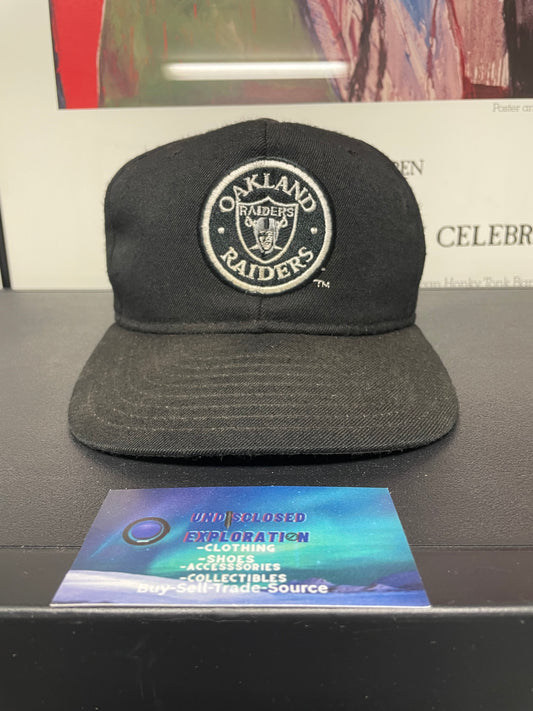 Vintage 1990s Oakland Raiders black hat