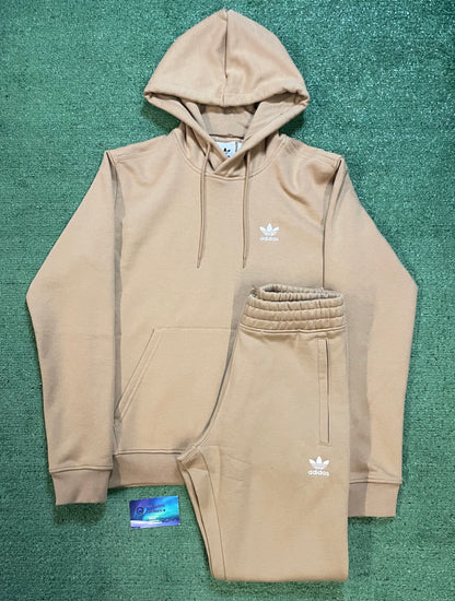 Adidas trefoil beige sweatsuit