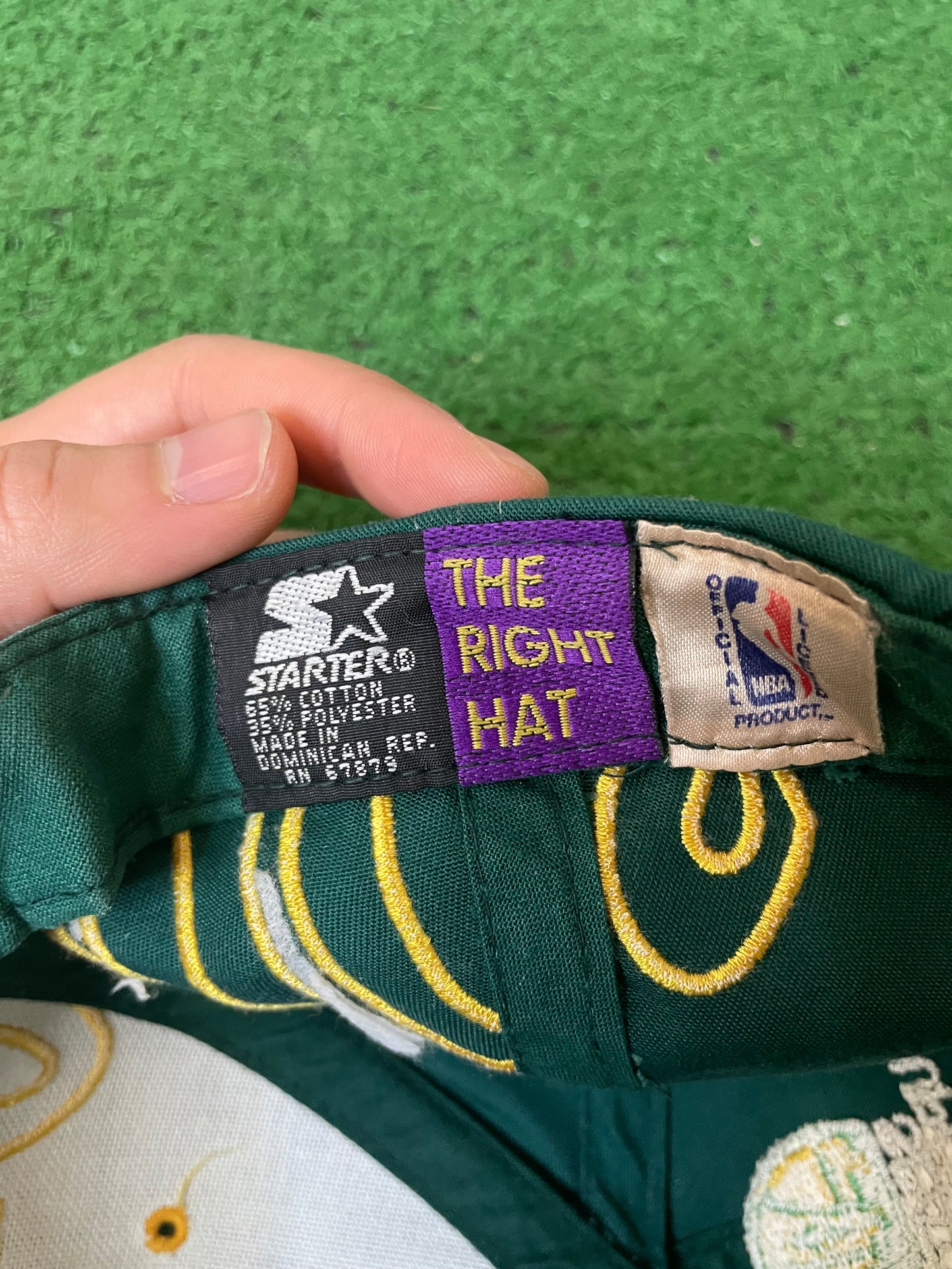 Vintage 1990s Seattle Sonics embroidered starter  hat