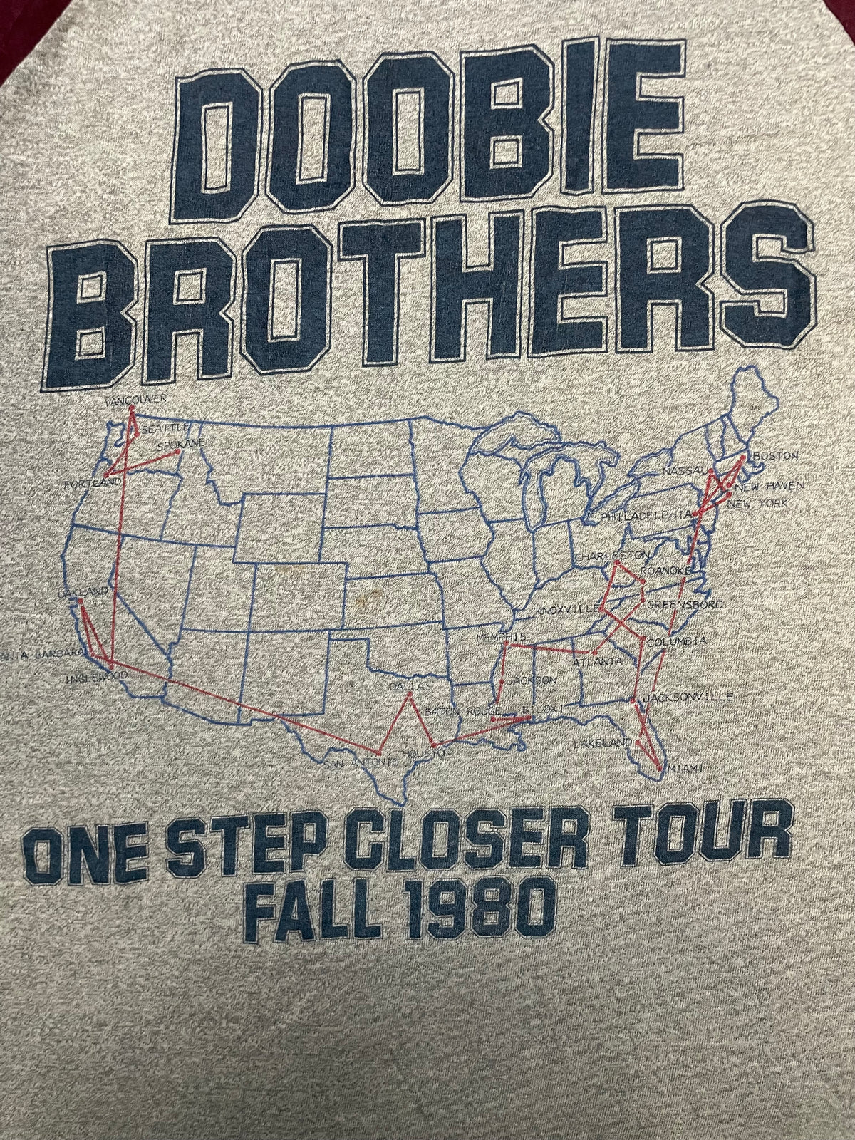 Vintage 1980s The Doobie Brothers One step closer Tour Fall 1980 raglan longsleeve