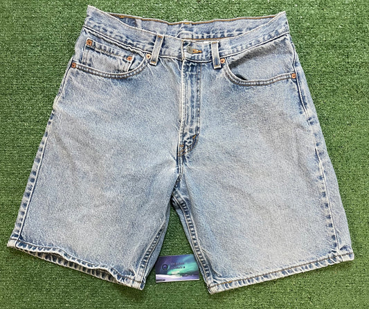 Vintage Levi 550 light wash jeans