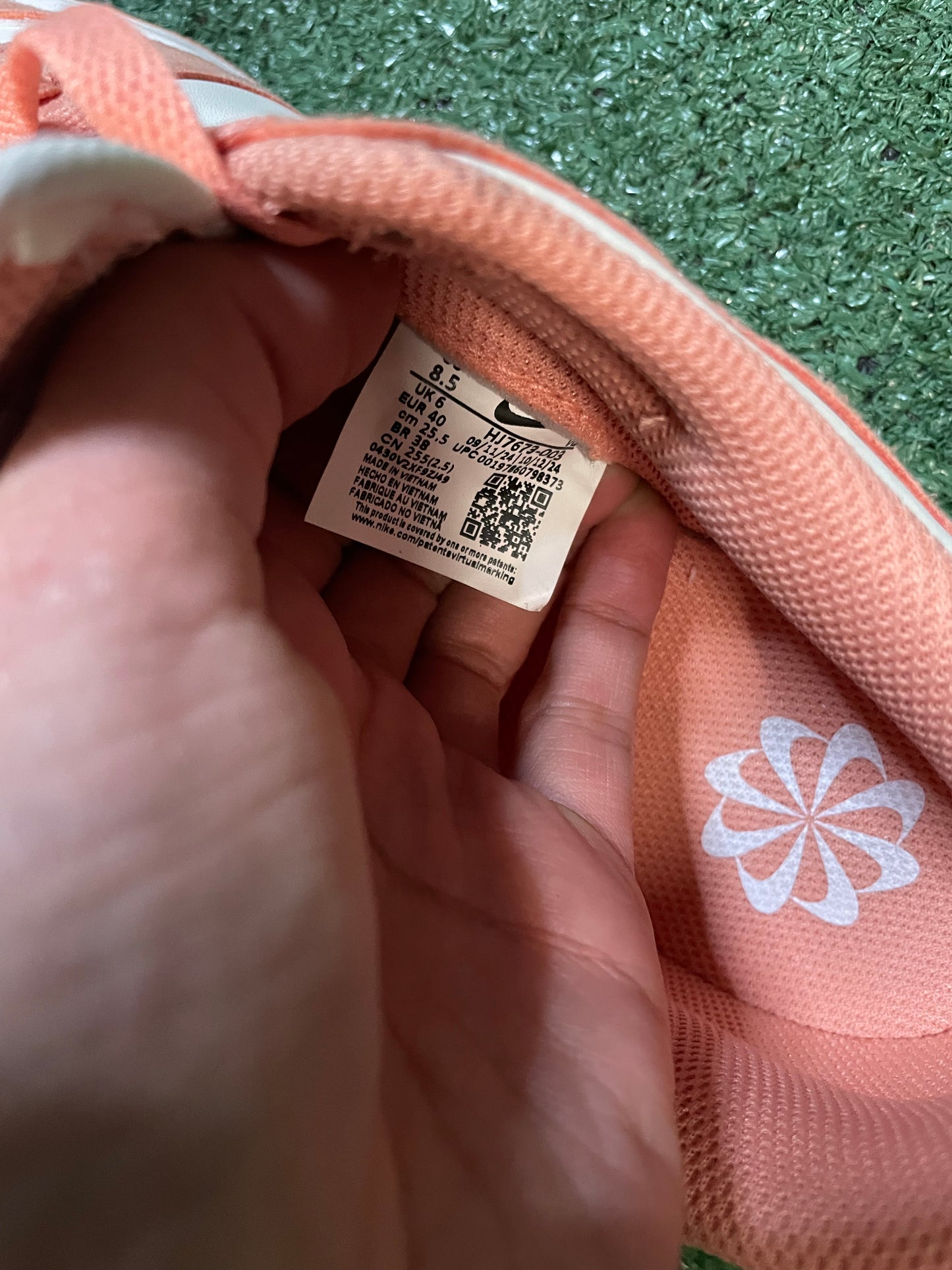 Nike Dunk low next nature apricot size 7youth/8.5women