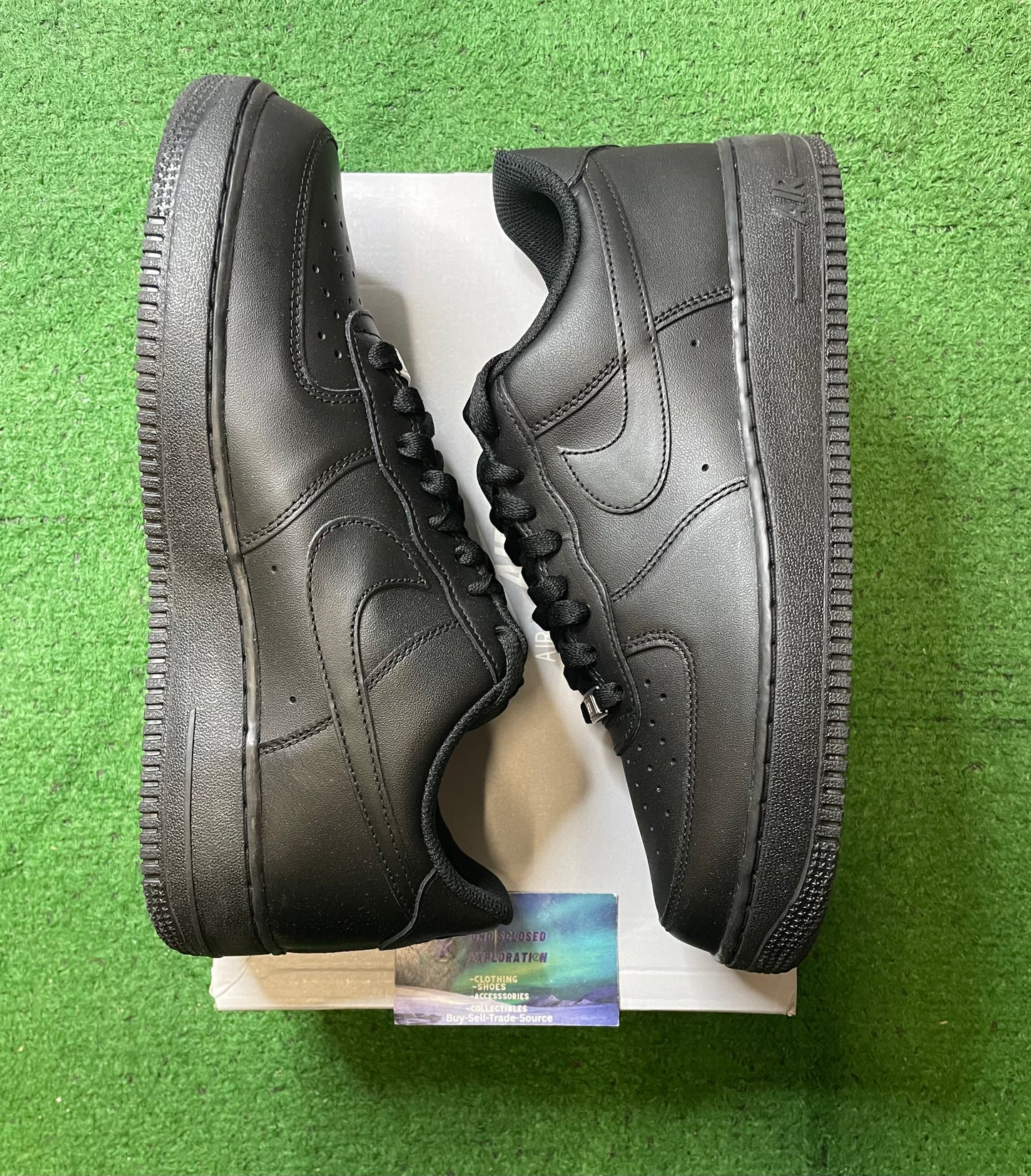 Nike Air Force 1 low triple black