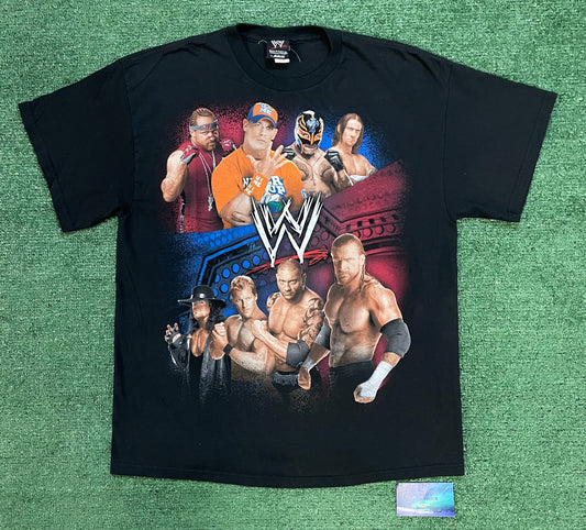 Vintage 2000s WWE smackdown vs raw tee
