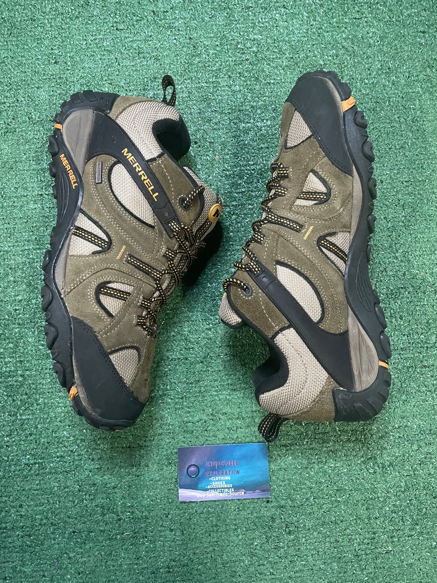 Merrell yokota trail ventilator size 11.5men/13women